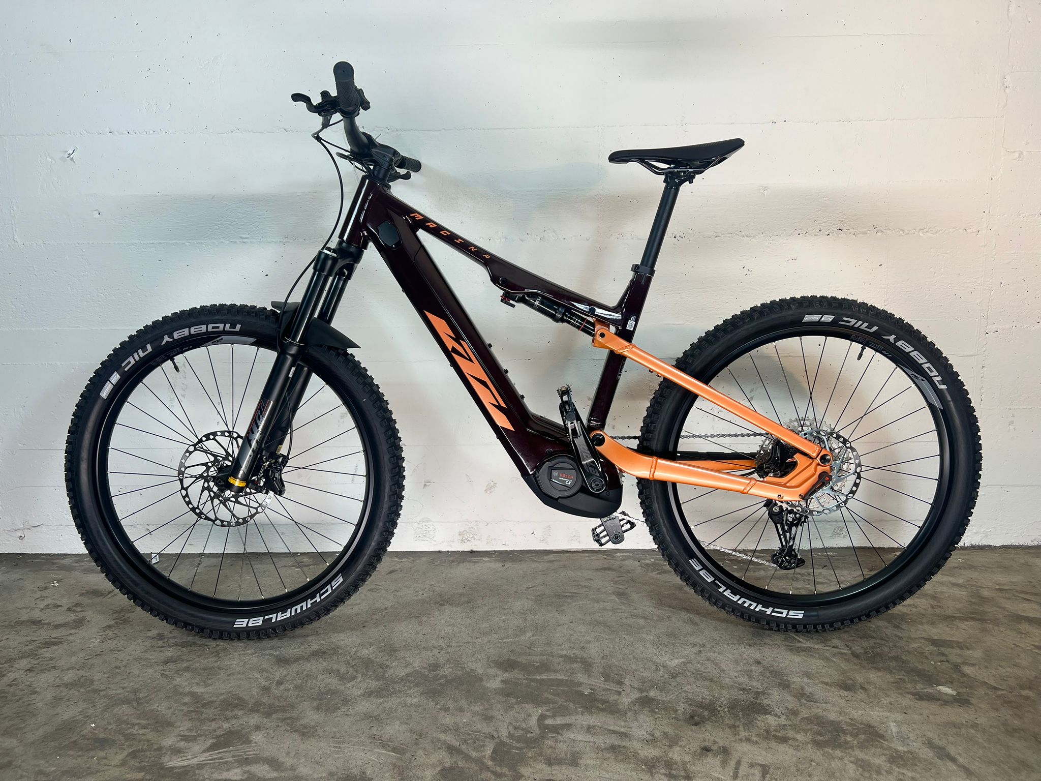 MACINA LYCAN 772 GLOR. night red (rose gold)