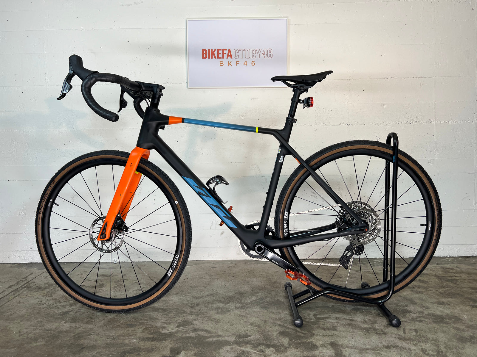 Gravel KTM X-STRADA MASTER carbon matt – Bikefactory46
