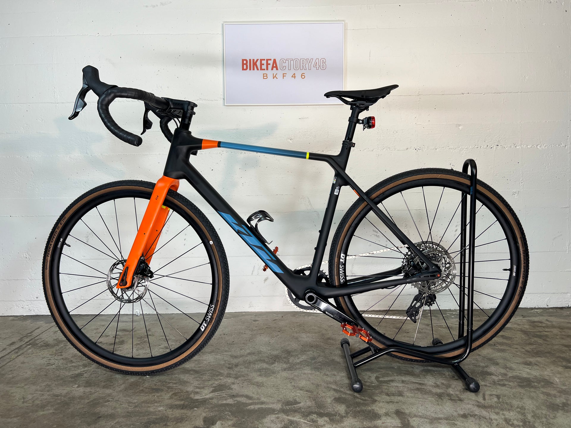 Gravel KTM X-STRADA MASTER carbon matt – Bikefactory46